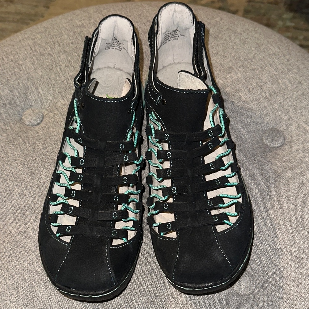 Stylish Jambu Suede Black with Aqua Cording Women’s Sandals